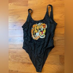 Tiger One Piece